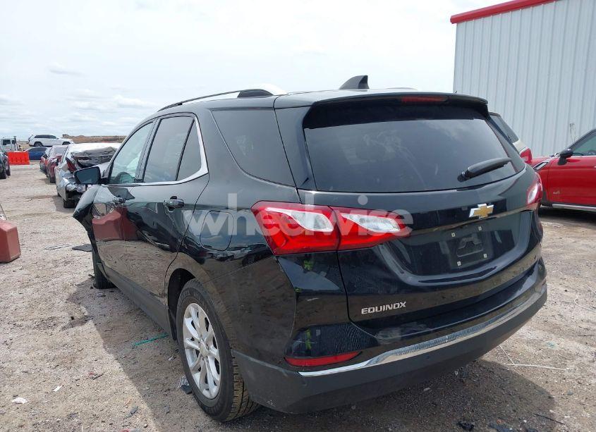 Photo 3 of 2018 Chevrolet Equinox LT (VIN 2GNAXJEV4J6276269)