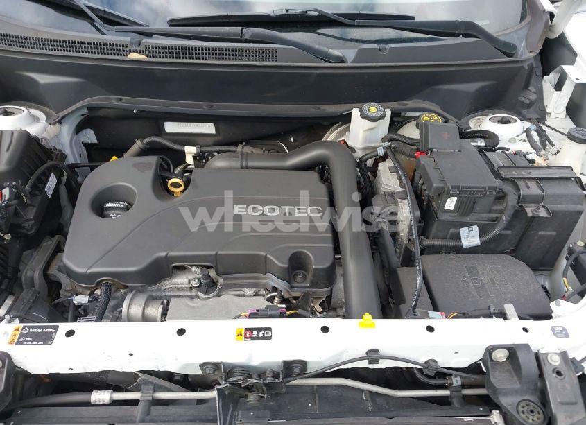 Photo 10 of 2018 Chevrolet Equinox LT (VIN 2GNAXJEV4J6279107)