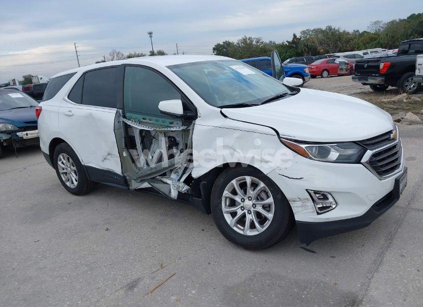 Photo 13 of 2018 Chevrolet Equinox LT (VIN 2GNAXJEV4J6279107)