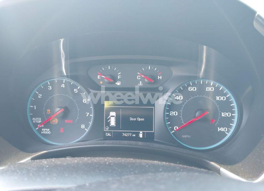 Photo 7 of 2018 Chevrolet Equinox LT (VIN 2GNAXJEV4J6288325)