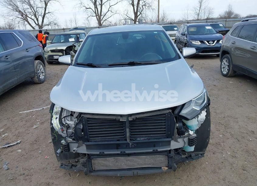 Photo 13 of 2018 Chevrolet Equinox LT (VIN 2GNAXJEV4J6331609)