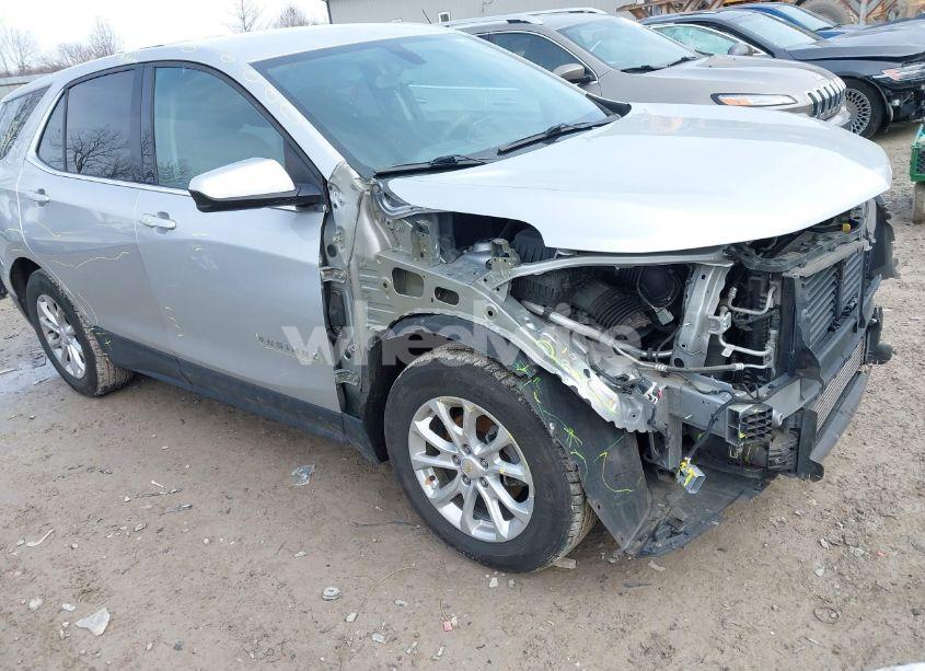 Photo 18 of 2018 Chevrolet Equinox LT (VIN 2GNAXJEV4J6331609)