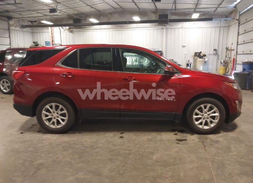 Photo 13 of 2018 Chevrolet Equinox LT (VIN 2GNAXJEV4J6345770)