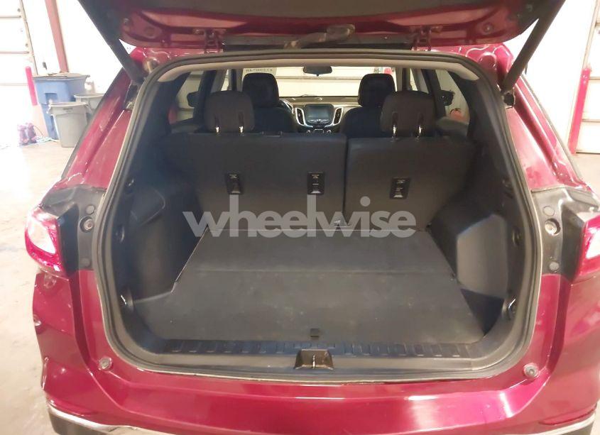 Photo 17 of 2018 Chevrolet Equinox LT (VIN 2GNAXJEV4J6345770)