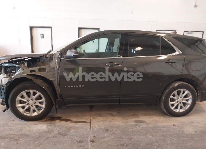 Photo 15 of 2019 Chevrolet Equinox LT (VIN 2GNAXJEV4K6266150)