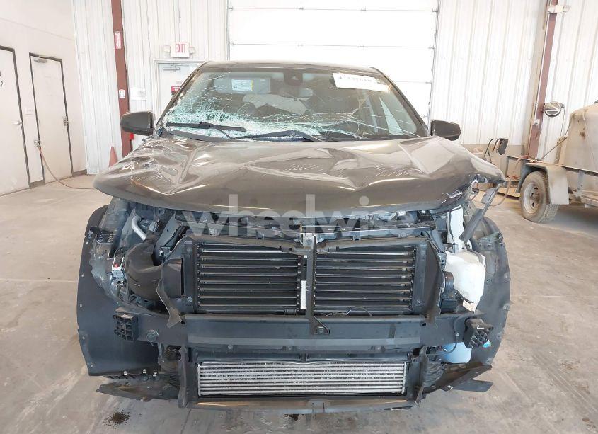 Photo 6 of 2019 Chevrolet Equinox LT (VIN 2GNAXJEV4K6266150)