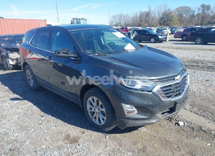 2020 Chevrolet Equinox FWD 2FL (VIN 2GNAXJEV4L6132613) main photo