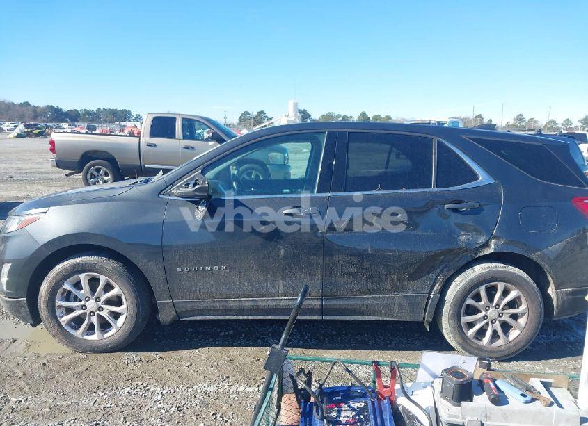 Photo 14 of 2020 Chevrolet Equinox FWD 2FL (VIN 2GNAXJEV4L6132613)