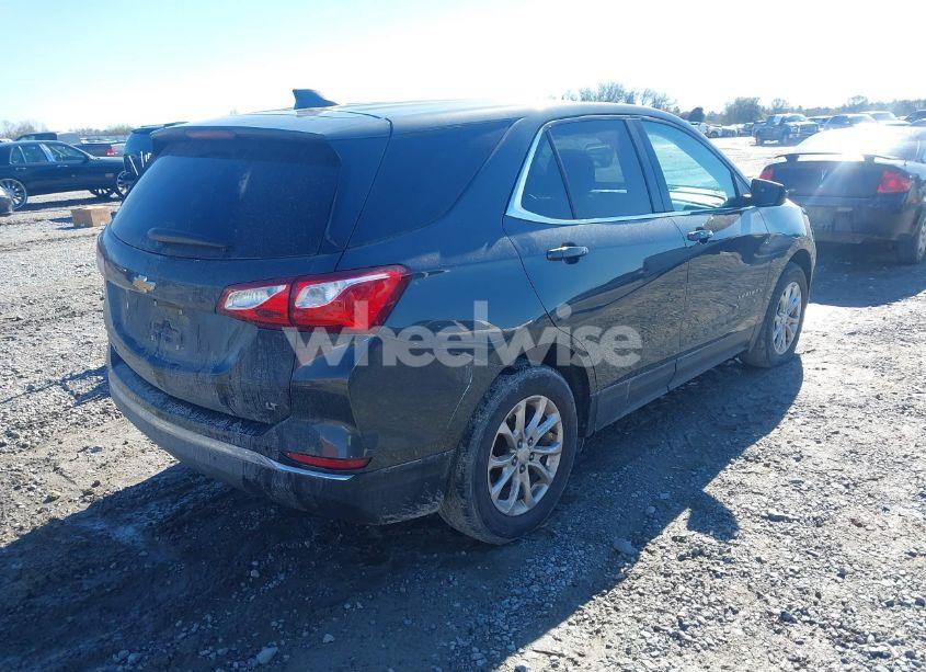Photo 4 of 2020 Chevrolet Equinox FWD 2FL (VIN 2GNAXJEV4L6132613)