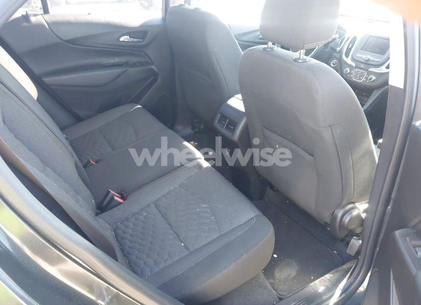 Photo 8 of 2020 Chevrolet Equinox FWD 2FL (VIN 2GNAXJEV4L6132613)