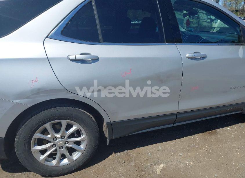 Photo 20 of 2020 Chevrolet Equinox FWD 2FL (VIN 2GNAXJEV4L6191855)