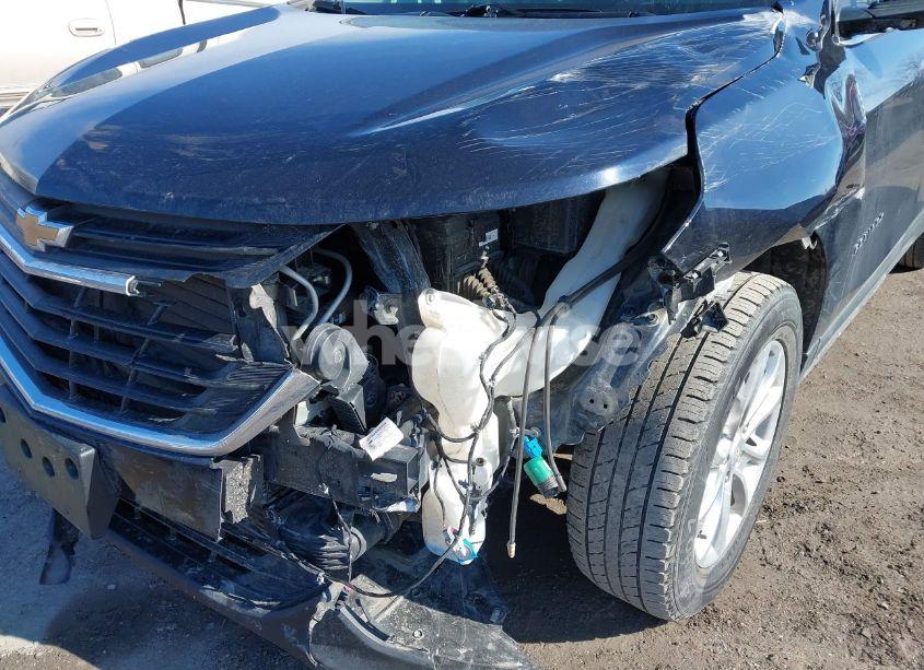 Photo 6 of 2021 Chevrolet Equinox FWD 2FL (VIN 2GNAXJEV4M6136307)