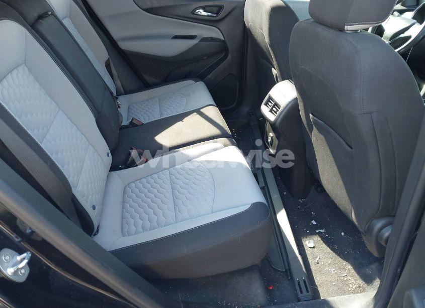 Photo 8 of 2021 Chevrolet Equinox FWD 2FL (VIN 2GNAXJEV4M6136307)