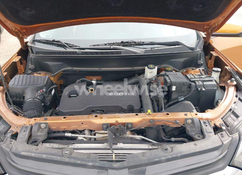 Photo 10 of 2018 Chevrolet Equinox LT (VIN 2GNAXJEV5J6106261)