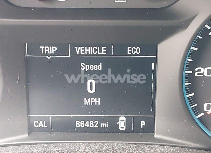 Photo 15 of 2018 Chevrolet Equinox LT (VIN 2GNAXJEV5J6106261)