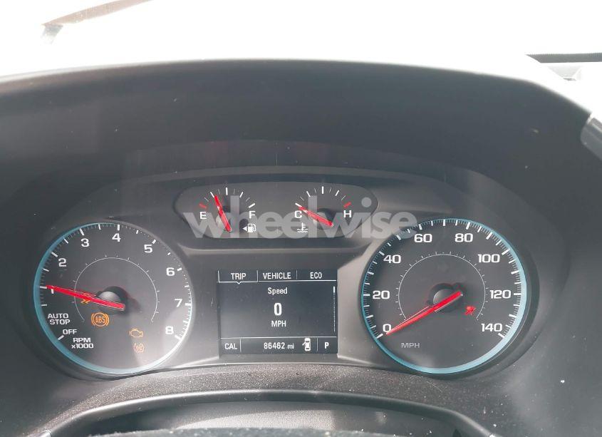 Photo 7 of 2018 Chevrolet Equinox LT (VIN 2GNAXJEV5J6106261)