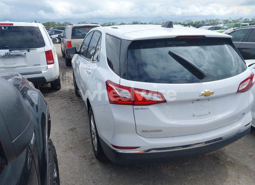 Photo 3 of 2018 Chevrolet Equinox LT (VIN 2GNAXJEV5J6118538)