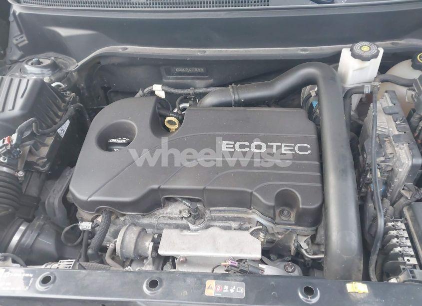 Photo 10 of 2018 Chevrolet Equinox LT (VIN 2GNAXJEV5J6138854)