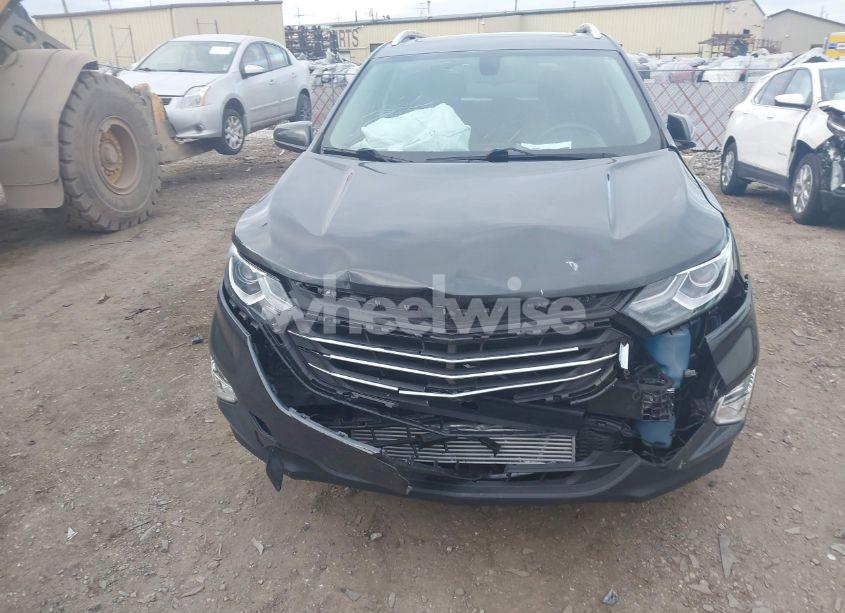 Photo 12 of 2018 Chevrolet Equinox LT (VIN 2GNAXJEV5J6138854)