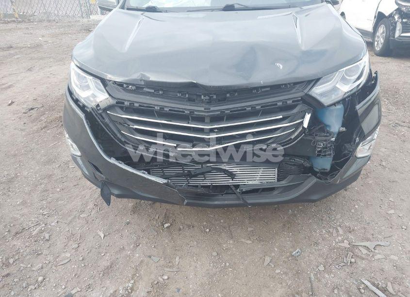 Photo 6 of 2018 Chevrolet Equinox LT (VIN 2GNAXJEV5J6138854)