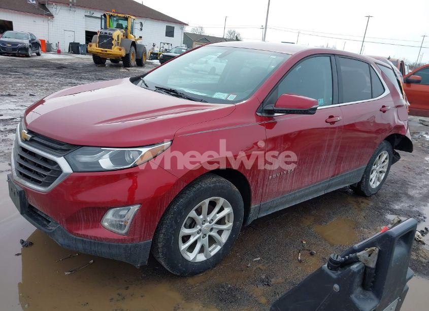 Photo 2 of 2018 Chevrolet Equinox LT (VIN 2GNAXJEV5J6146064)