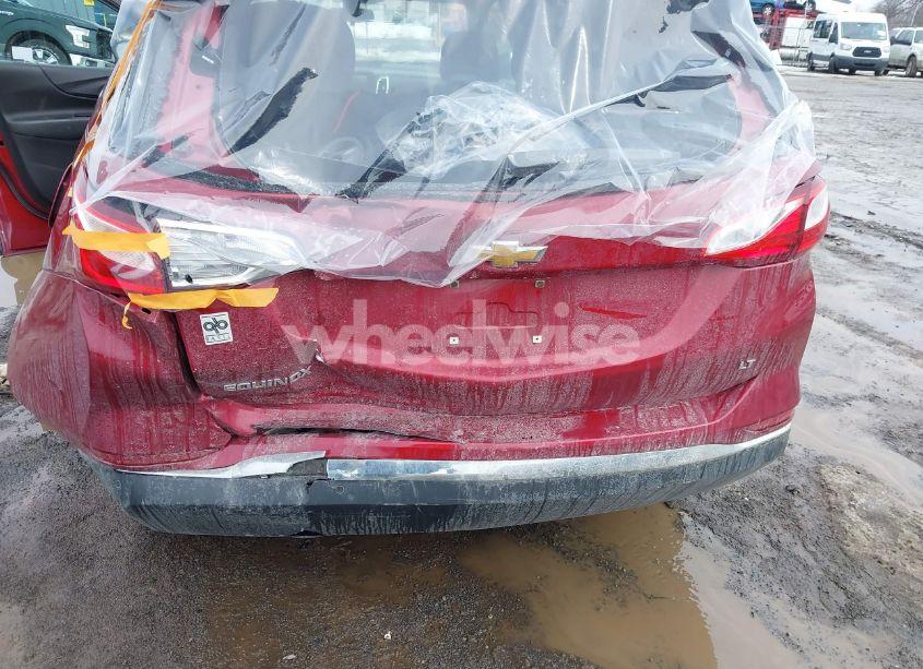 Photo 6 of 2018 Chevrolet Equinox LT (VIN 2GNAXJEV5J6146064)