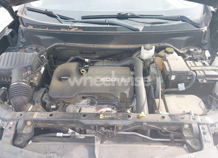 Photo 10 of 2018 Chevrolet Equinox LT (VIN 2GNAXJEV5J6175676)