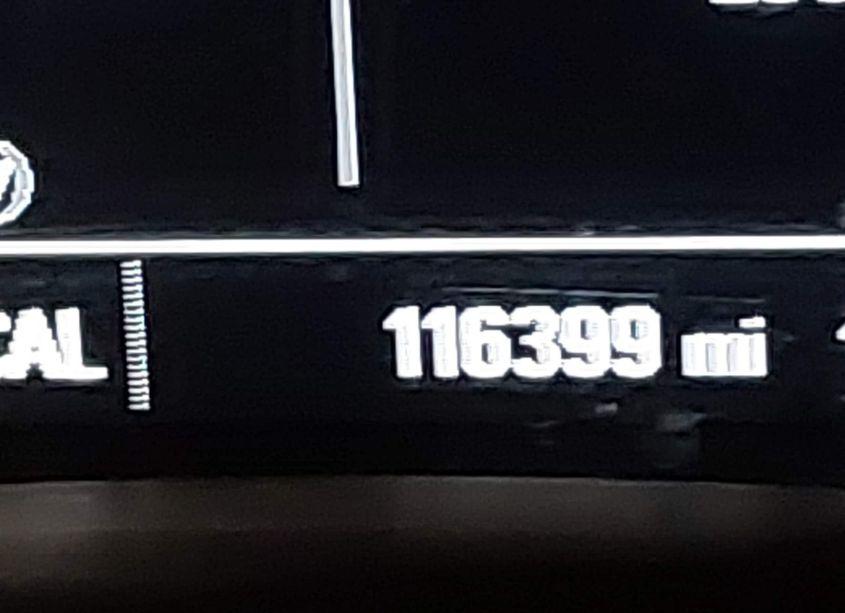 Photo 15 of 2018 Chevrolet Equinox LT (VIN 2GNAXJEV5J6205677)