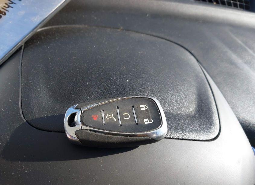 Photo 11 of 2018 Chevrolet Equinox LT (VIN 2GNAXJEV5J6224181)