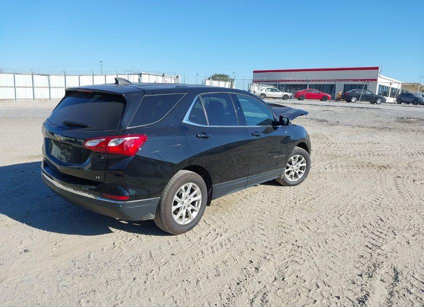 Photo 4 of 2018 Chevrolet Equinox LT (VIN 2GNAXJEV5J6224181)