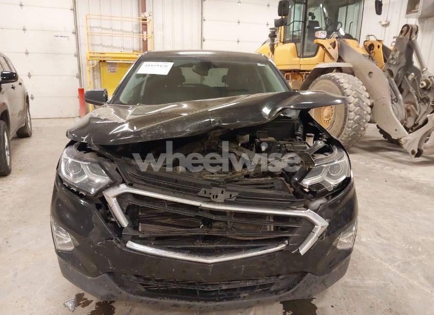 Photo 12 of 2018 Chevrolet Equinox LT (VIN 2GNAXJEV5J6252627)