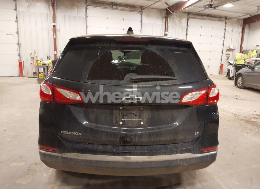 Photo 16 of 2018 Chevrolet Equinox LT (VIN 2GNAXJEV5J6252627)