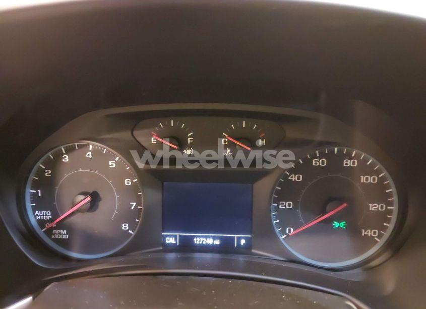 Photo 7 of 2018 Chevrolet Equinox LT (VIN 2GNAXJEV5J6252627)