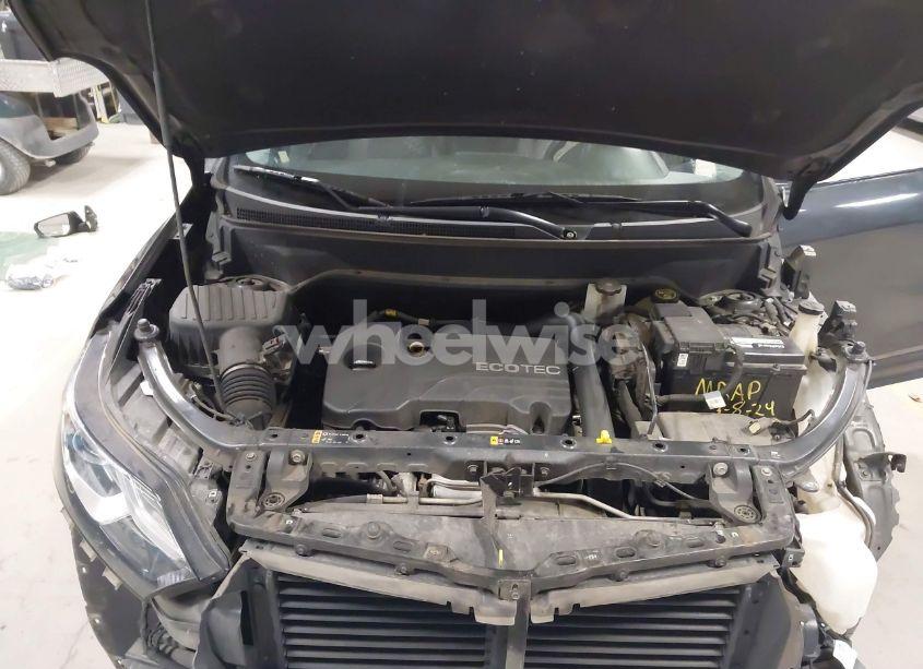 Photo 10 of 2018 Chevrolet Equinox LT (VIN 2GNAXJEV5J6286888)