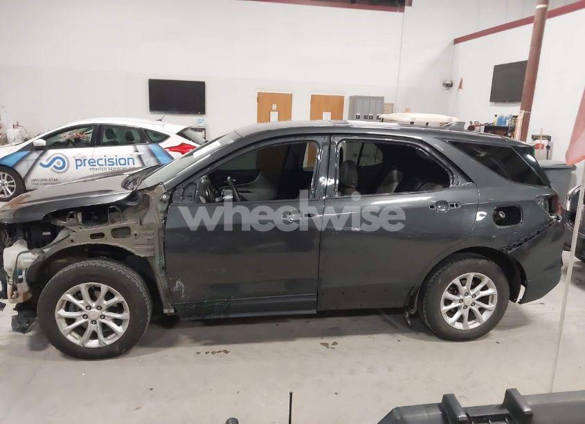 Photo 15 of 2018 Chevrolet Equinox LT (VIN 2GNAXJEV5J6286888)