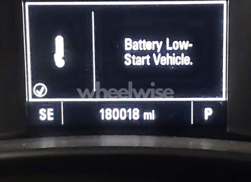 Photo 16 of 2018 Chevrolet Equinox LT (VIN 2GNAXJEV5J6286888)