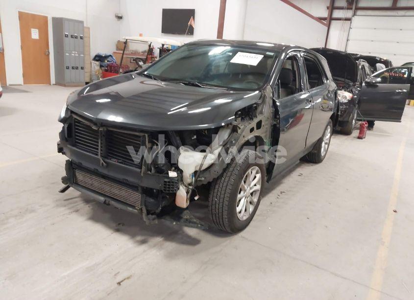 Photo 6 of 2018 Chevrolet Equinox LT (VIN 2GNAXJEV5J6286888)