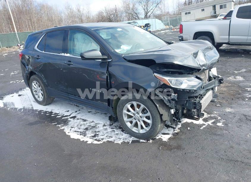 2018 Chevrolet Equinox LT (VIN 2GNAXJEV5J6303575) main photo