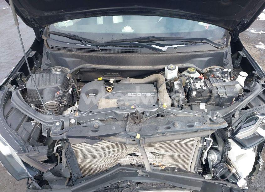 Photo 10 of 2018 Chevrolet Equinox LT (VIN 2GNAXJEV5J6303575)