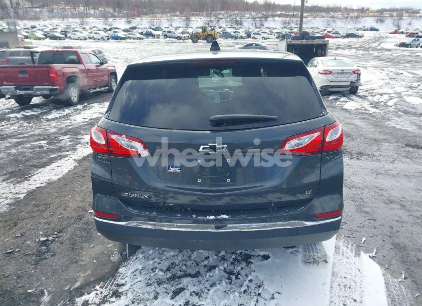 Photo 16 of 2018 Chevrolet Equinox LT (VIN 2GNAXJEV5J6303575)