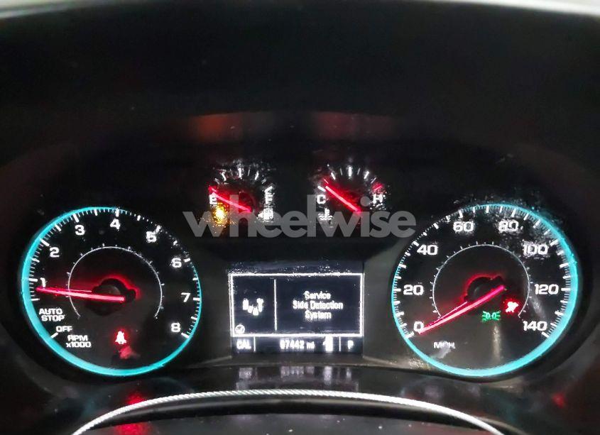 Photo 7 of 2018 Chevrolet Equinox LT (VIN 2GNAXJEV5J6328590)