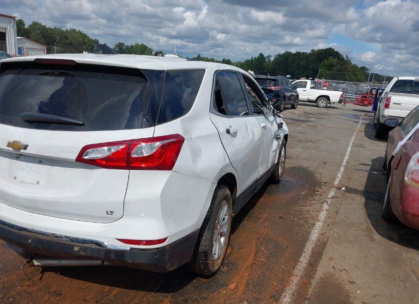 Photo 4 of 2019 Chevrolet Equinox LT (VIN 2GNAXJEV5K6151976)