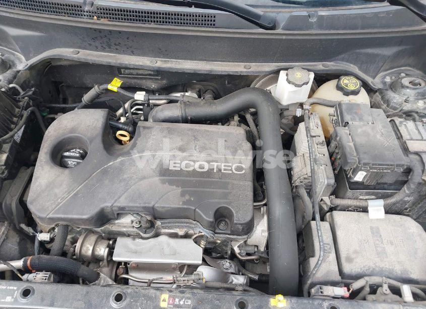 Photo 10 of 2019 Chevrolet Equinox LT (VIN 2GNAXJEV5K6168695)