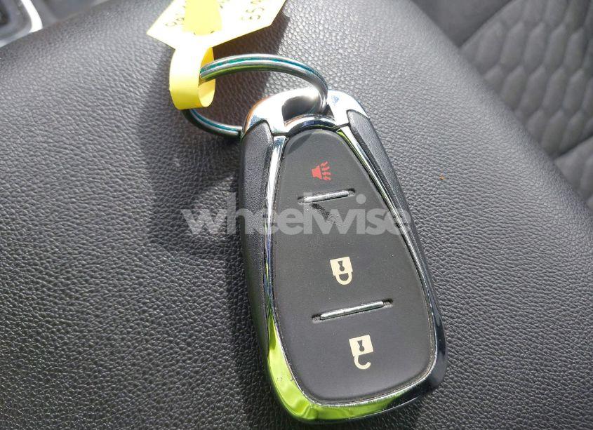 Photo 11 of 2019 Chevrolet Equinox LT (VIN 2GNAXJEV5K6168695)