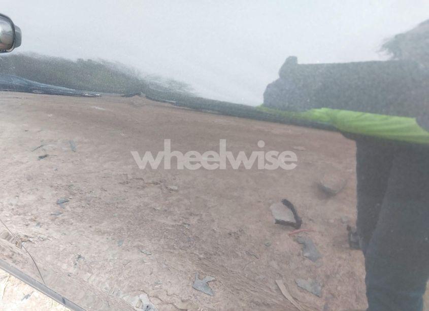 Photo 19 of 2019 Chevrolet Equinox LT (VIN 2GNAXJEV5K6168695)