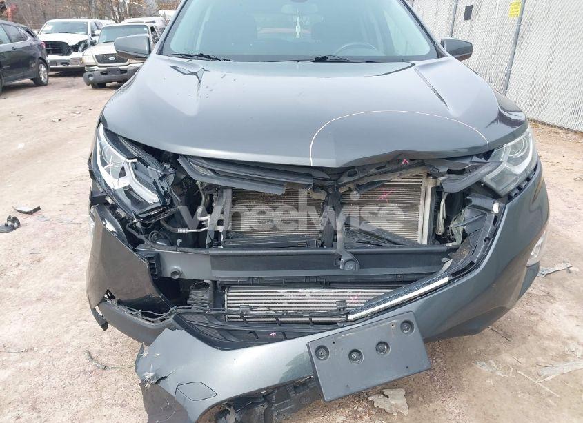 Photo 6 of 2019 Chevrolet Equinox LT (VIN 2GNAXJEV5K6168695)