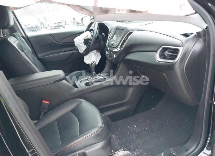 Photo 5 of 2020 Chevrolet Equinox FWD 2FL (VIN 2GNAXJEV5L6128909)