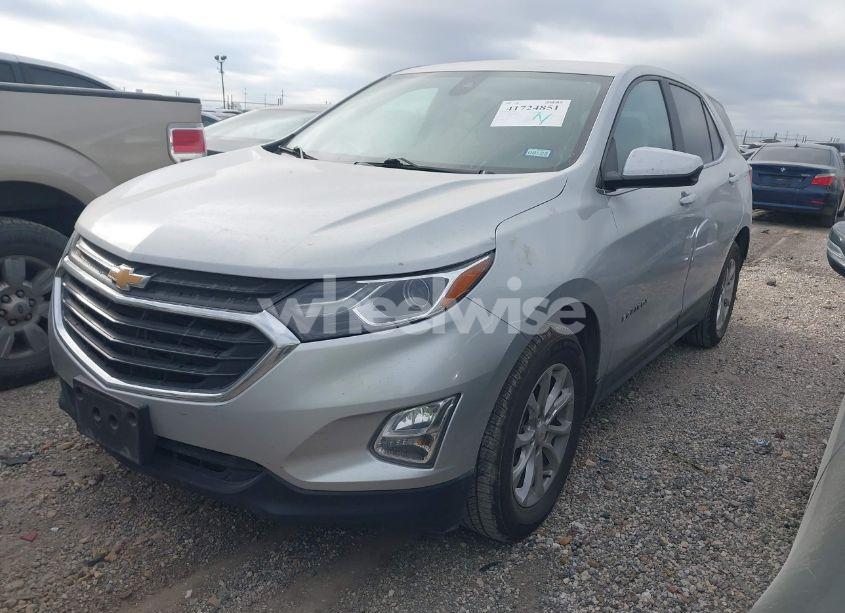 Photo 2 of 2021 Chevrolet Equinox FWD 2FL (VIN 2GNAXJEV5M6162026)