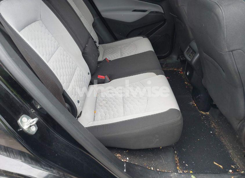 Photo 8 of 2018 Chevrolet Equinox LT (VIN 2GNAXJEV6J6248151)