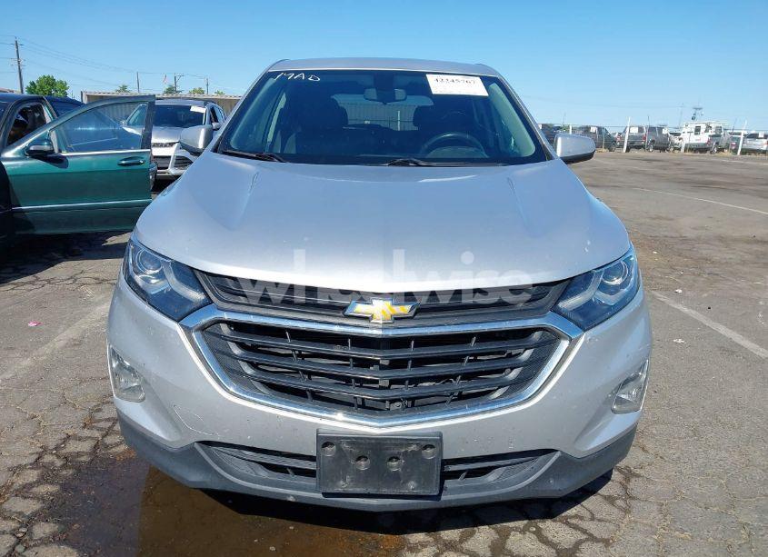 Photo 12 of 2018 Chevrolet Equinox LT (VIN 2GNAXJEV6J6283109)